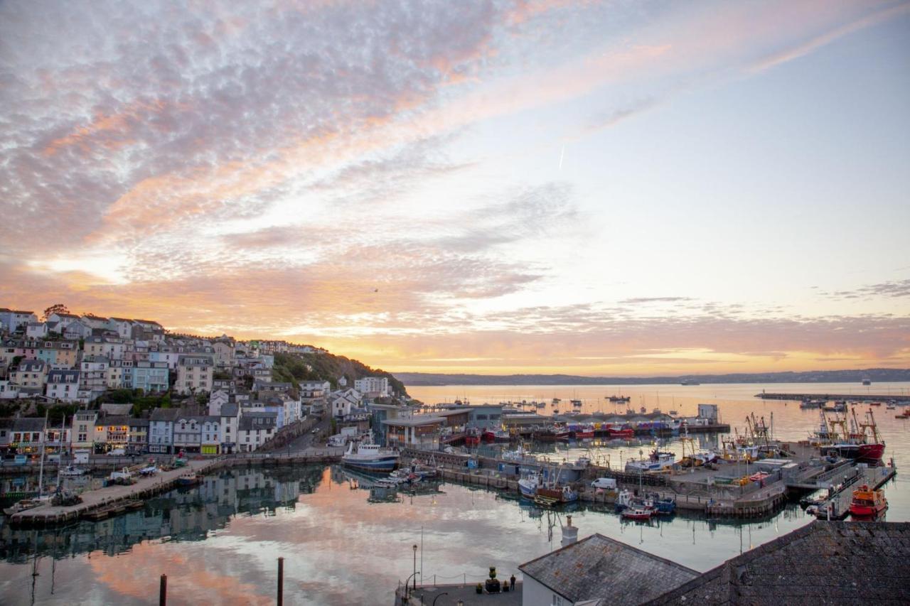 Vigilance, Maritime Suites, Brixham Exterior photo